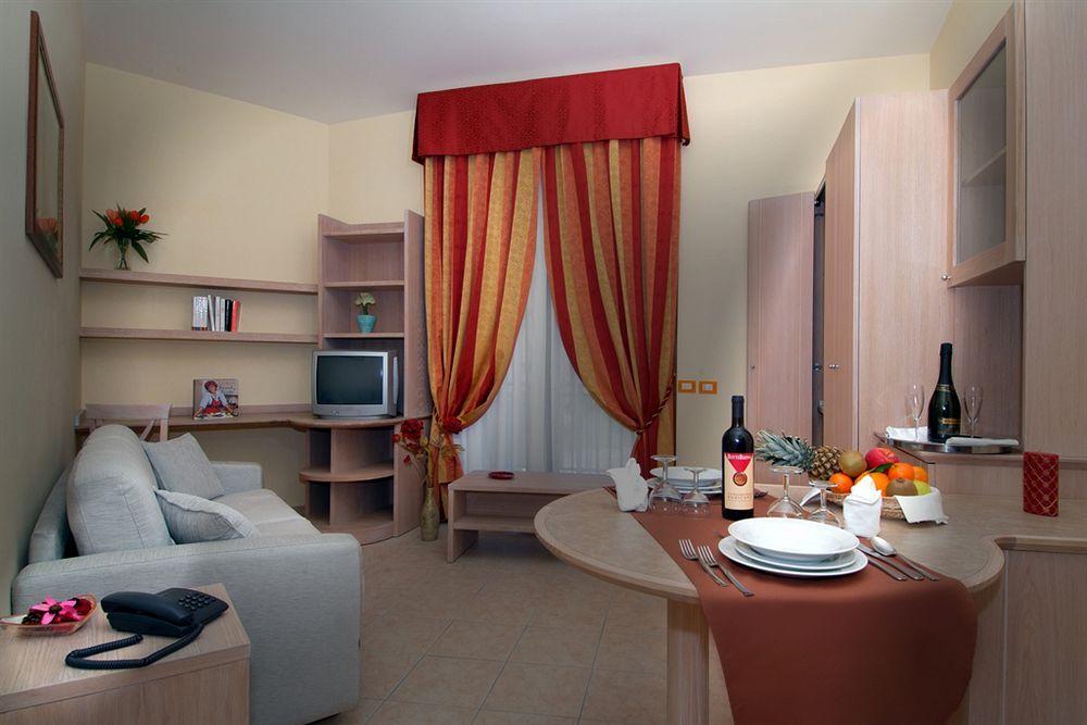 Hotel Complesso L'Oasi Aranova Zewnętrze zdjęcie