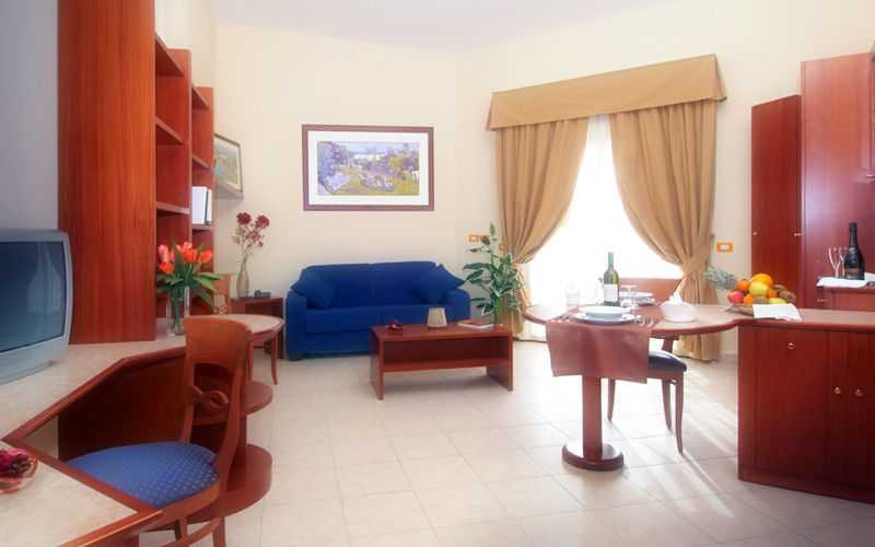 Hotel Complesso L'Oasi Aranova Zewnętrze zdjęcie